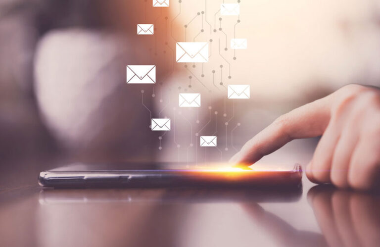 email-marketing_1793193175-WR