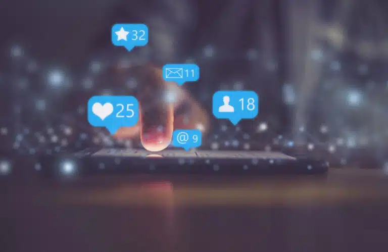 social-media_1409815847-WR